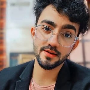 Maverick Maaz