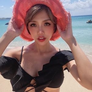Maya Wang
