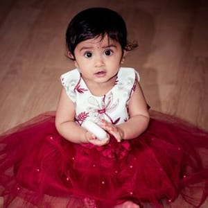 Aura Vakati