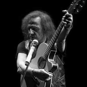 Vasilis Papakonstantinou