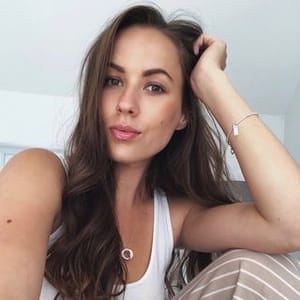 Chloe Leah