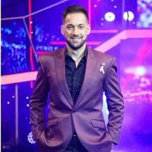 Kike Casanova