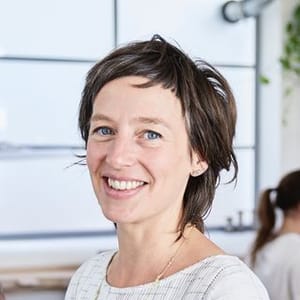 Ruth Tomlinson