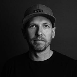 Robb Thompson