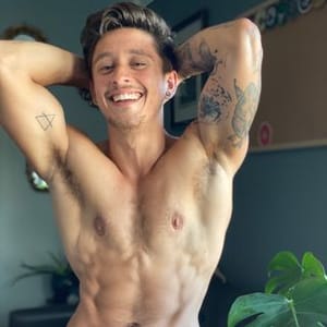 Sydney Maxine