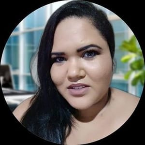 Lily Almeida