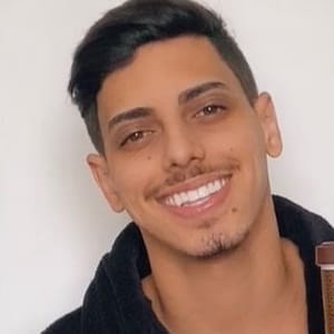 Yan Rezende