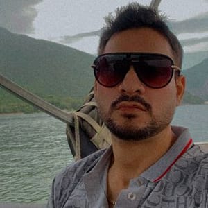 Juan Flores