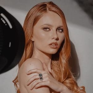 Adela Maderycova