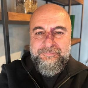 Bora Ozkent