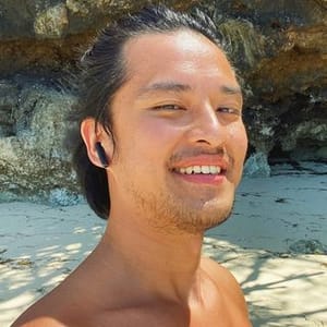 Morgan Oey