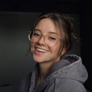 Contact susi.vidal - Creator and Influencer