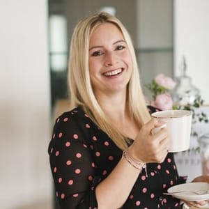 Anna  Mamabirdie