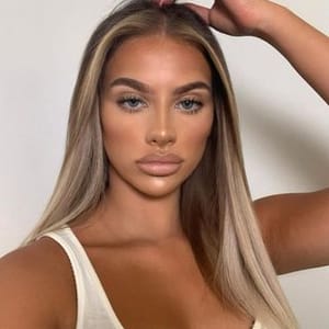 Naomi Price