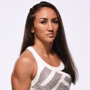 Carla Esparza