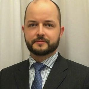 Dr Lucas Carneiro