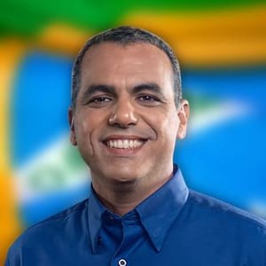 Dr Cezar Leite
