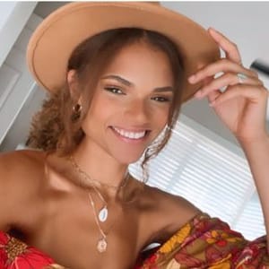 Samantha Marika