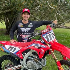 Dean Ferris