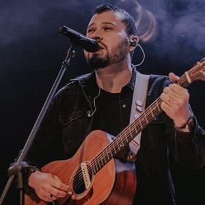 Izaac Santos