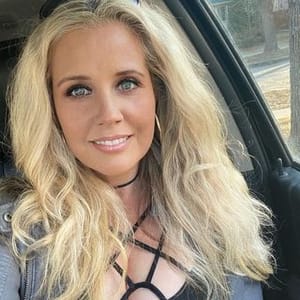 Shauna Lowe