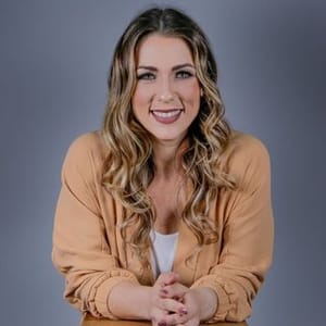 Riane Junqueira