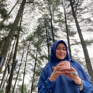 Meidiana Hutomo