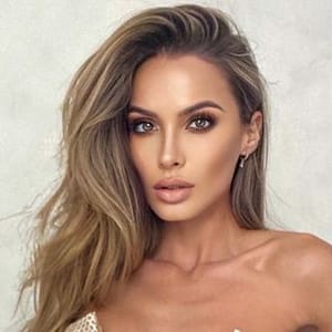 Tess Annique