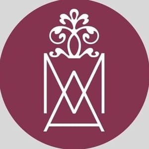 Amora Boutique