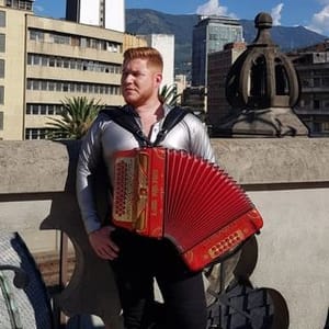 Tono Rojo
