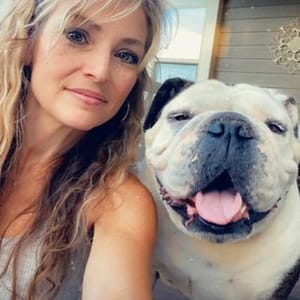 Lola Kinsey