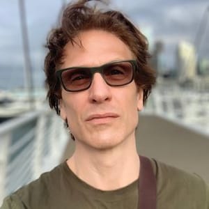 Simon Merrells