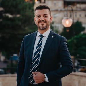Ecz. Mehmet Akturk