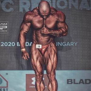 Adam Plumbas