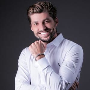 Luis Gustavo Menegucci
