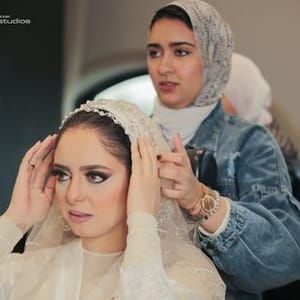 Sara Saif Veil