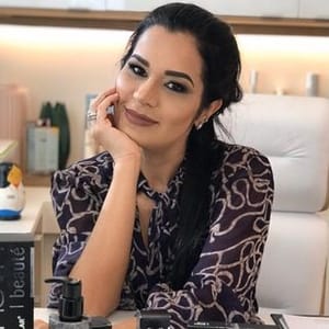 Dra Vanessa Lopes