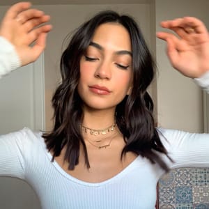 Contact Natalee Linez - Creator and Influencer