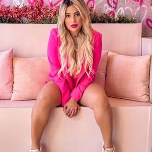 Ana Caroline Goncalves