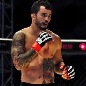 Alisson Barbosa