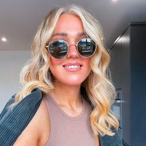 Sofy Dobson