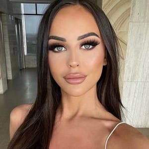 Taylor Jayne