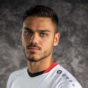 Dinos Mavropanos