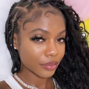 Lindsey Lillie Nicole