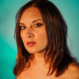 Tina Parol