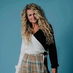Emily Akin Engemann