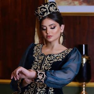La Reine Des Mariees