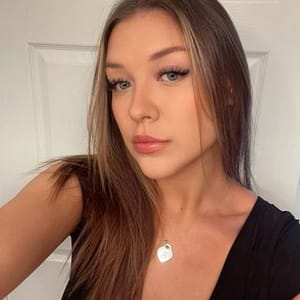 Mia Fryer