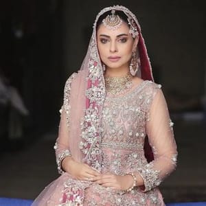 Nisa Hussain Official