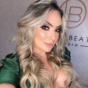 Larissa Laras